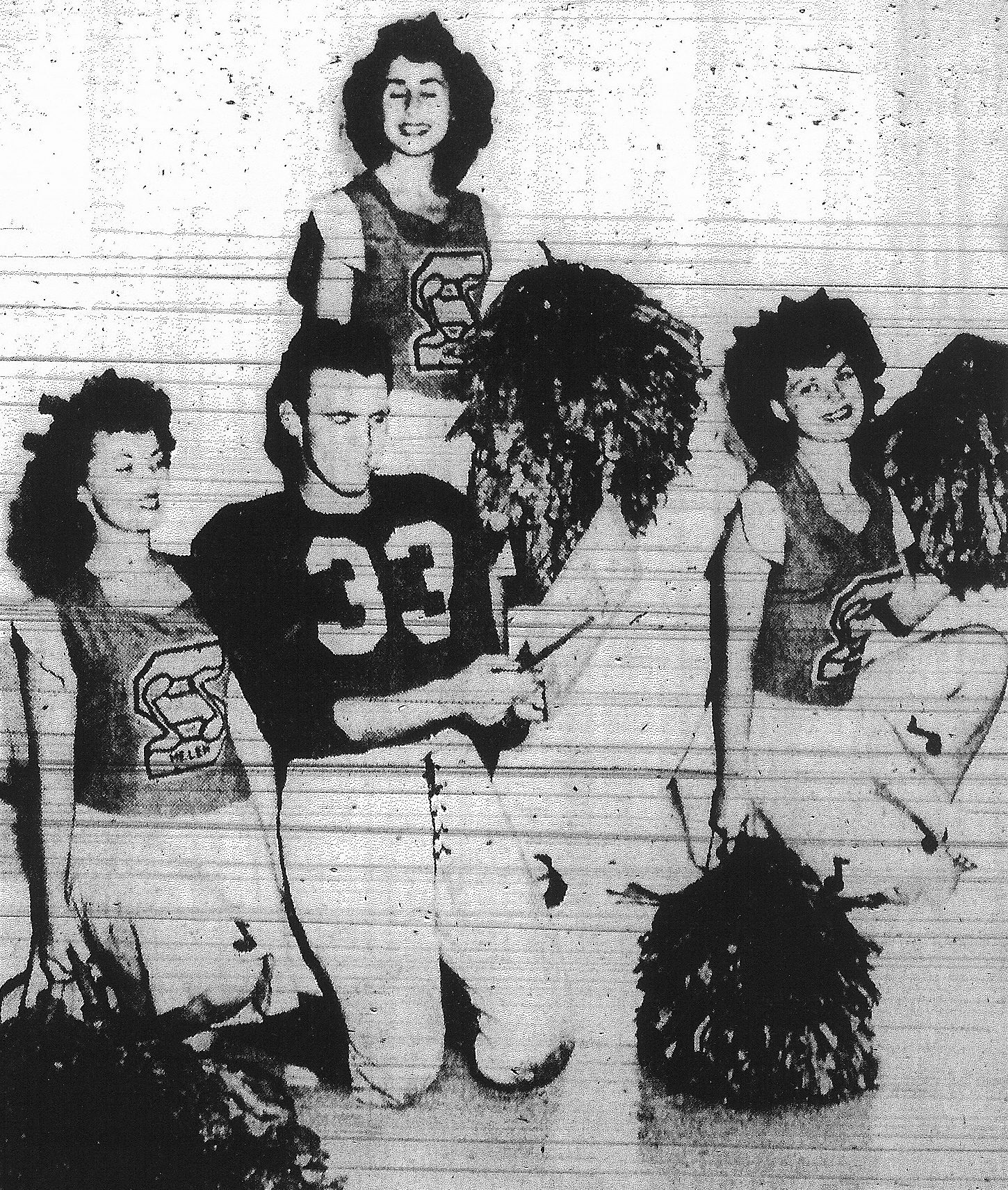 Sweetwater team captain Lyle Newport has attention of cheerleaders Helen Powell, inez Horowitz, and Betty Vincent (from left) as he diagrams a play Red Devils hoped to use in rivalry game with Grossmont.