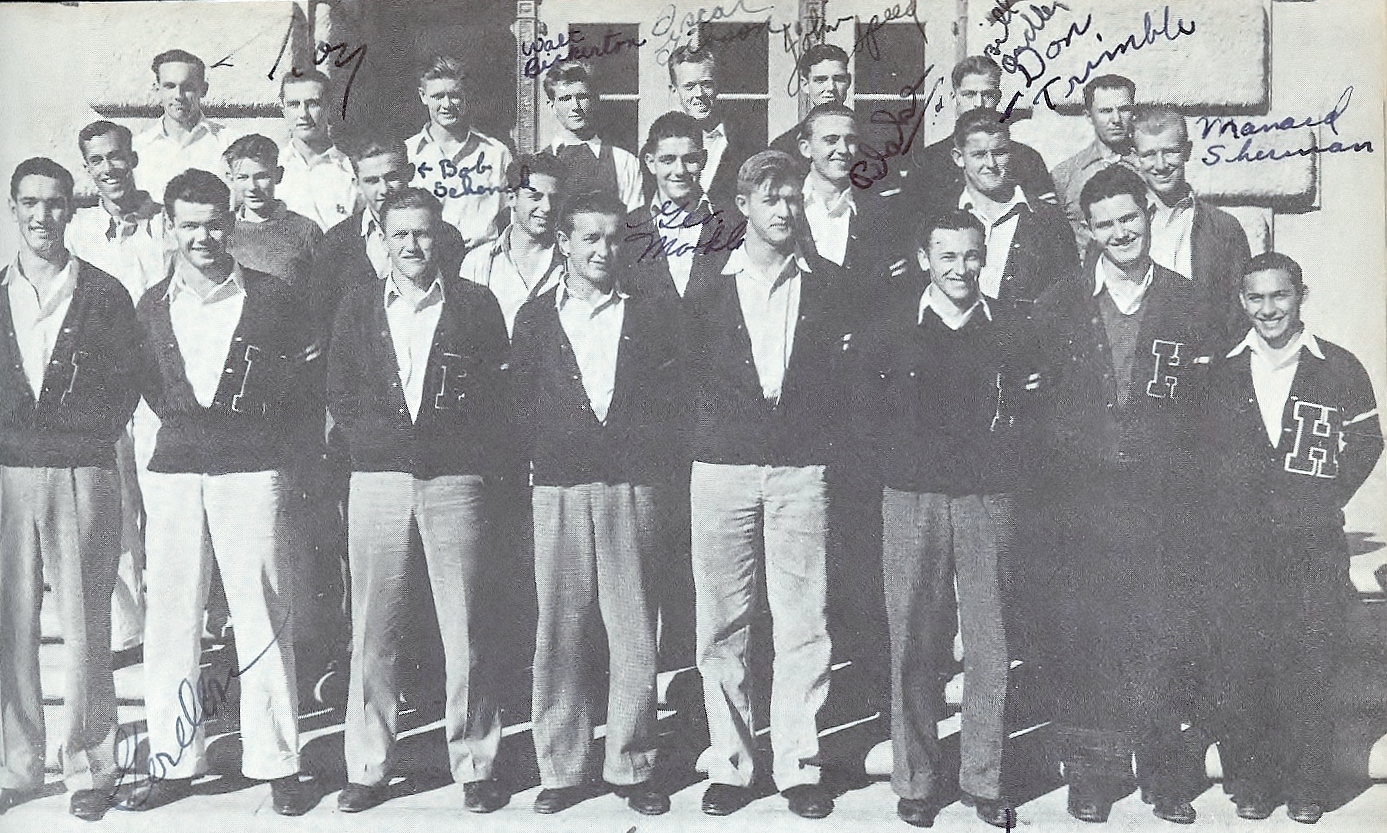 Harvey, third from left in top row, was memb er of Hoover's outstanding team in 1935.