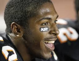 Seale honored his late aunt.